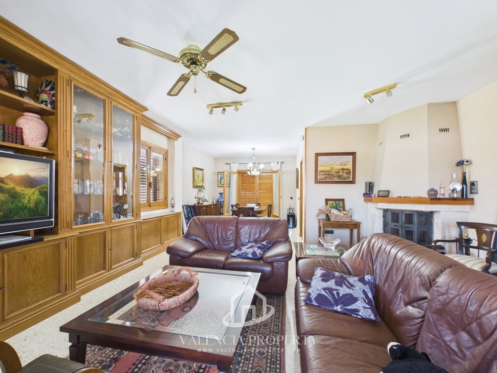 Property 2503 - Image 15